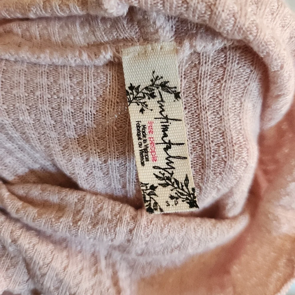 Intimately Free People Pink Ruffled Mock Neck Thermal Top Lightweight Small - Picture 2 of 7